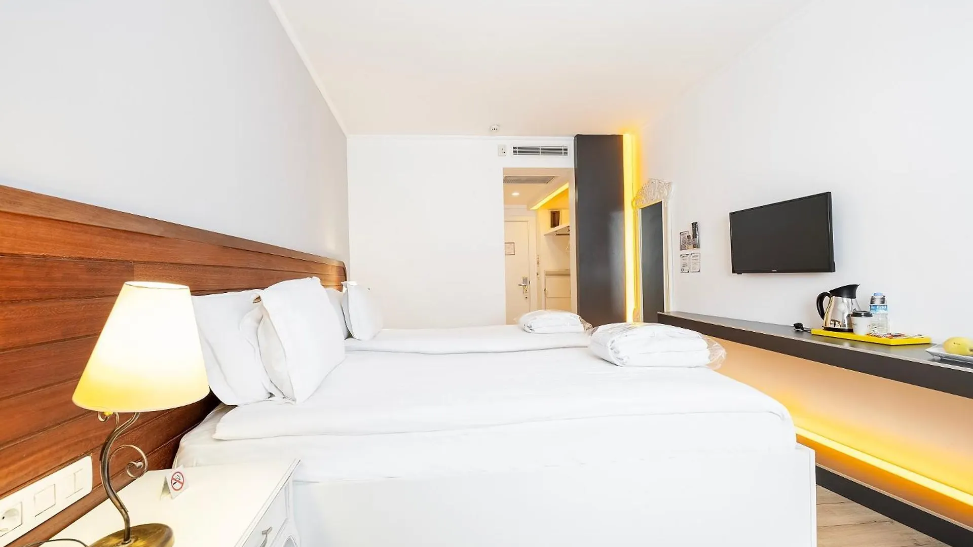 ****  Hotel Beyond İzmir Törökország