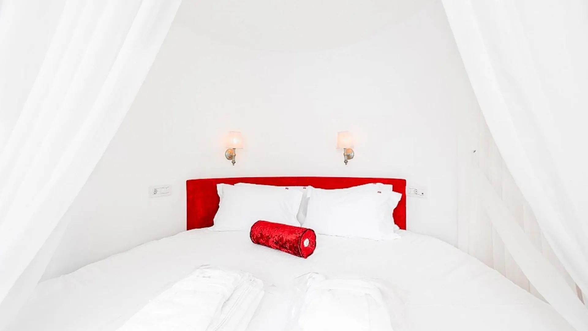 Hotel Beyond İzmir 4*,  Törökország
