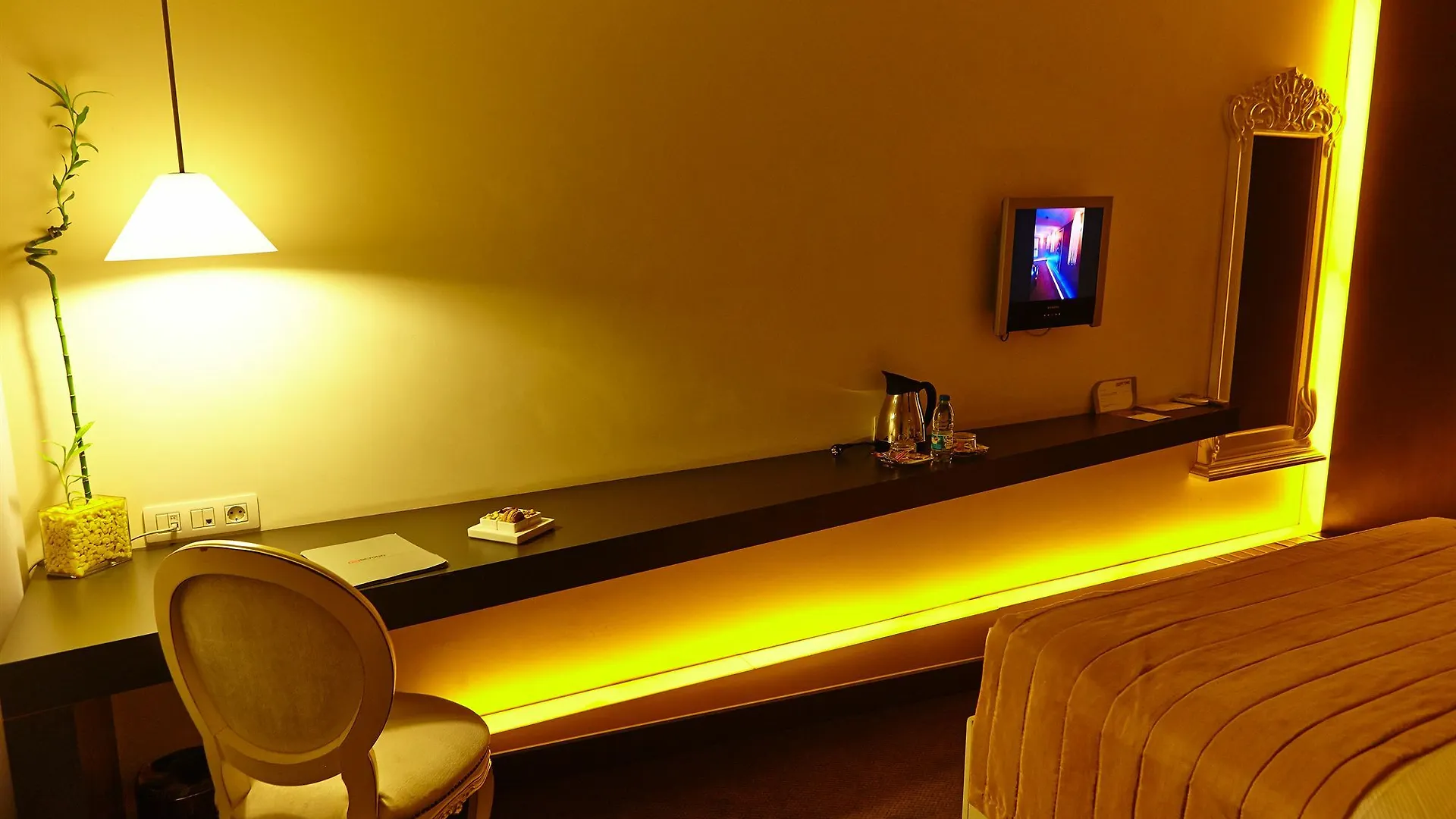 ****  Hotel Beyond İzmir Törökország